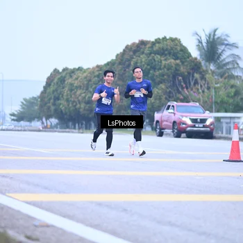 Runner Photo 7557363