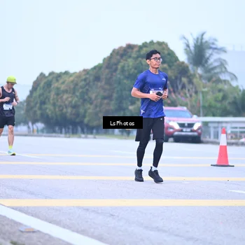 Runner Photo 7557369