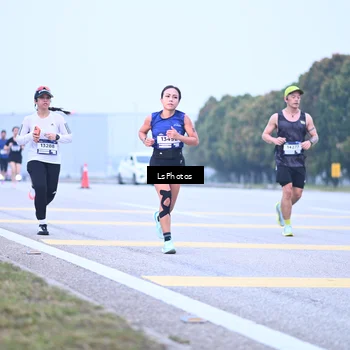 Runner Photo 7557372