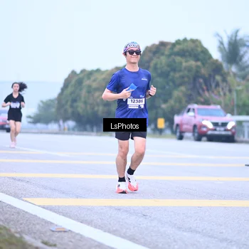 Runner Photo 7557380