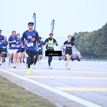 Runner Photo 7557383