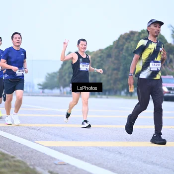 Runner Photo 7557384