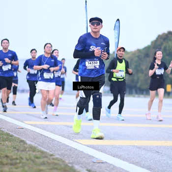 Runner Photo 7557388