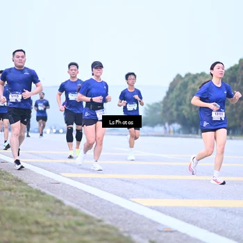 Runner Photo 7557413
