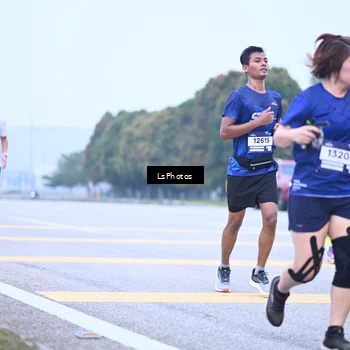 Runner Photo 7557415