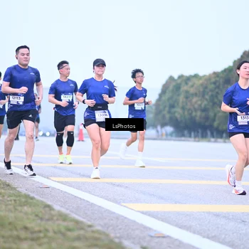 Runner Photo 7557425