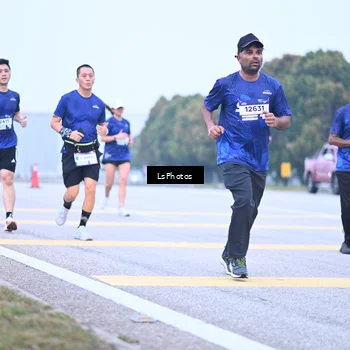 Runner Photo 7557429