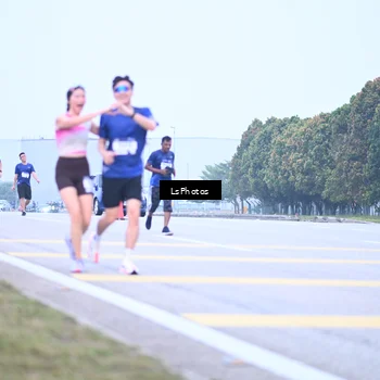 Runner Photo 7557438