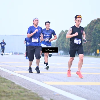 Runner Photo 7557446