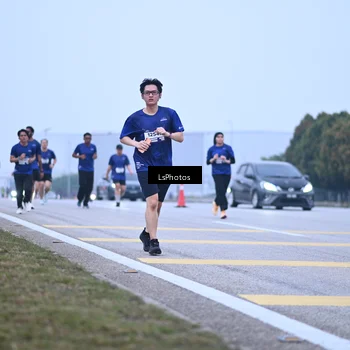 Runner Photo 7557450