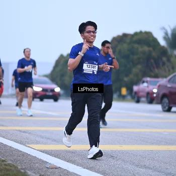 Runner Photo 7557459