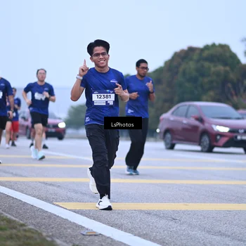 Runner Photo 7557465