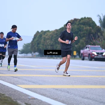 Runner Photo 7557482