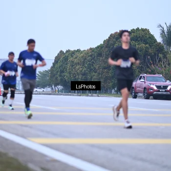 Runner Photo 7557483