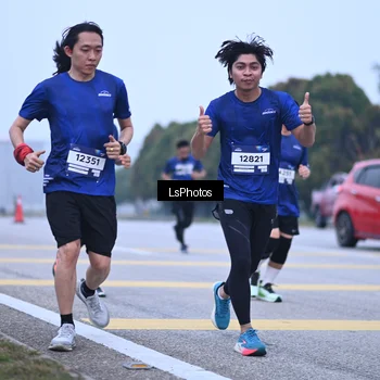 Runner Photo 7557494