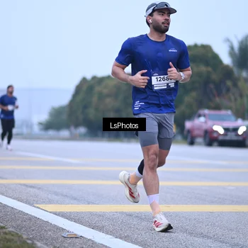 Runner Photo 7557501