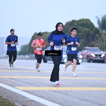 Runner Photo 7557530