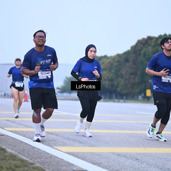 Runner Photo 7557541