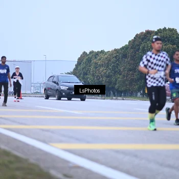 Runner Photo 7557543