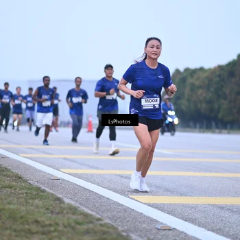 Runner Photo 7557546
