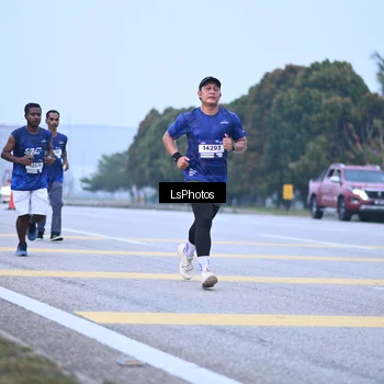 Runner Photo 7557547