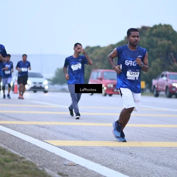 Runner Photo 7557553
