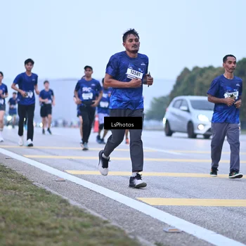 Runner Photo 7557560