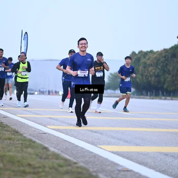 Runner Photo 7557586