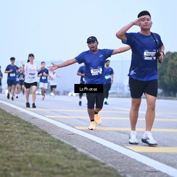 Runner Photo 7557599