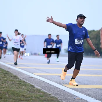 Runner Photo 7557605