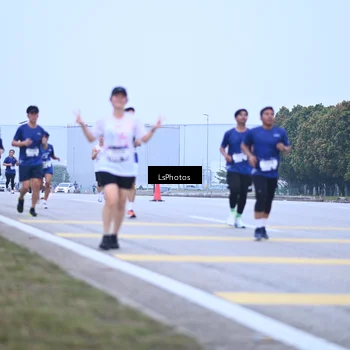 Runner Photo 7557606