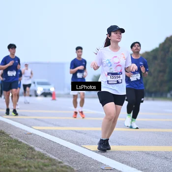Runner Photo 7557611