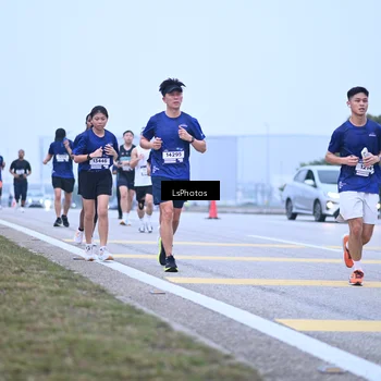 Runner Photo 7557614