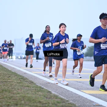 Runner Photo 7557618