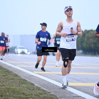 Runner Photo 7557624