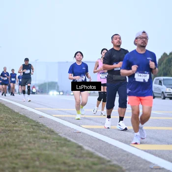 Runner Photo 7557635