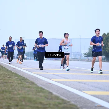 Runner Photo 7557642