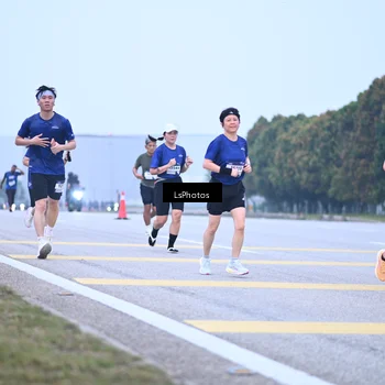 Runner Photo 7557648