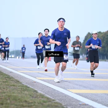 Runner Photo 7557656