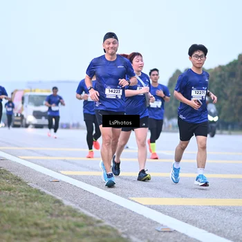 Runner Photo 7557673