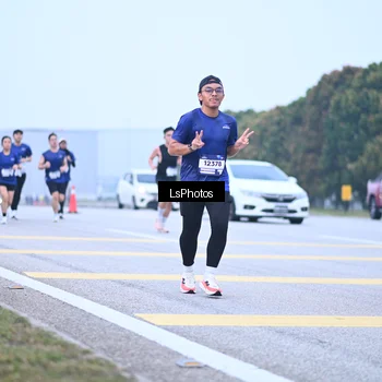 Runner Photo 7557678