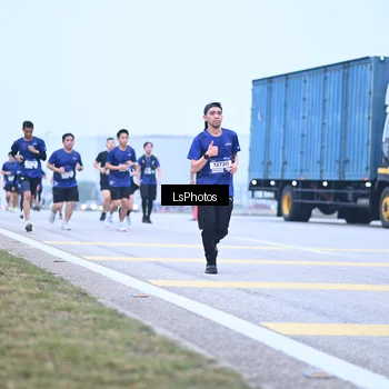 Runner Photo 7557696