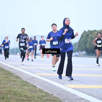 Runner Photo 7557711