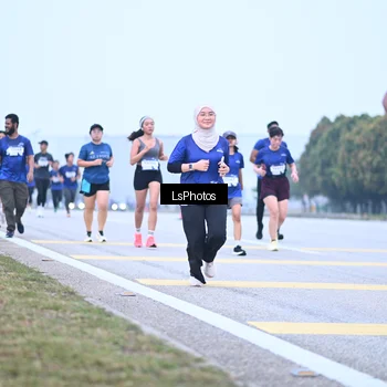 Runner Photo 7557712
