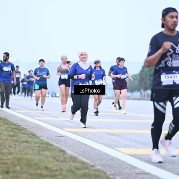 Runner Photo 7557713
