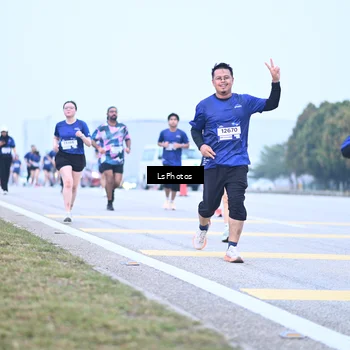 Runner Photo 7557753