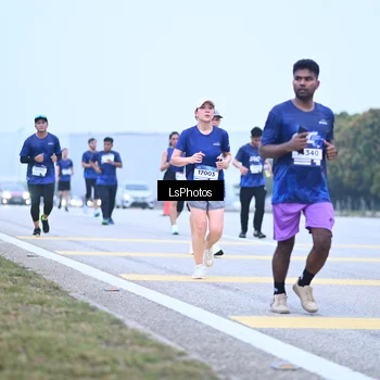 Runner Photo 7557772