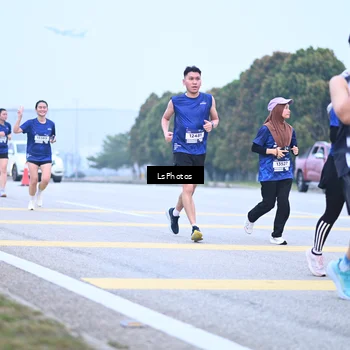 Runner Photo 7557876