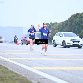 Runner Photo 7557878