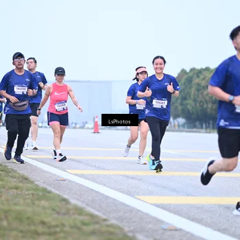Runner Photo 7557891